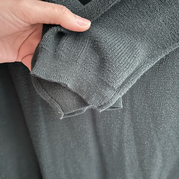 [S] Wilfred Small Long Sleeve - Picture 5 of 5